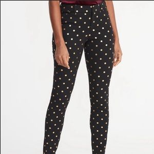 Old Navy Ankle Pixie Pants | Size 6